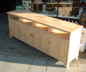 TV unit made to measure