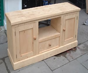 TV unit made to measure